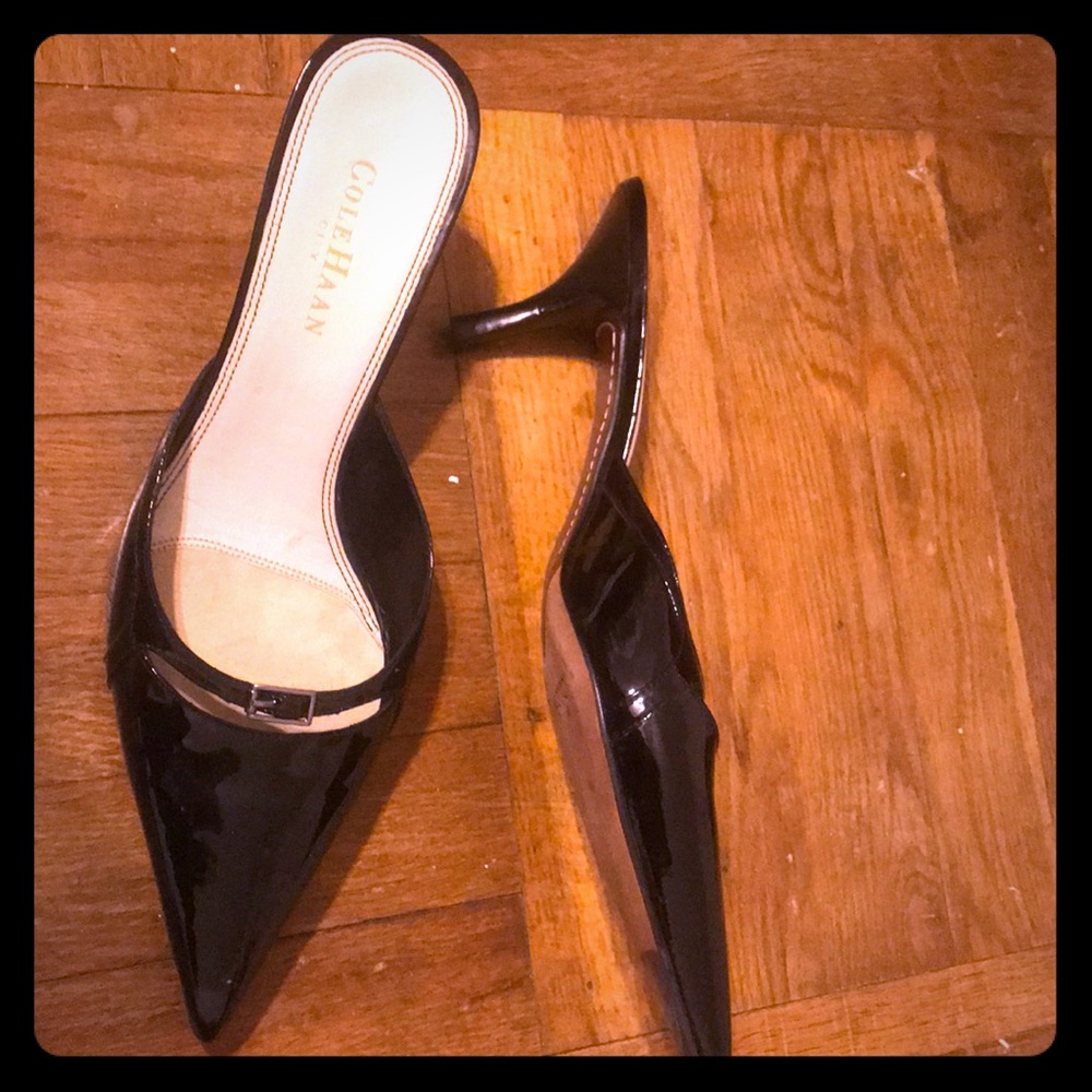 Cole Haan kitten heel pointy toe patent 8.5